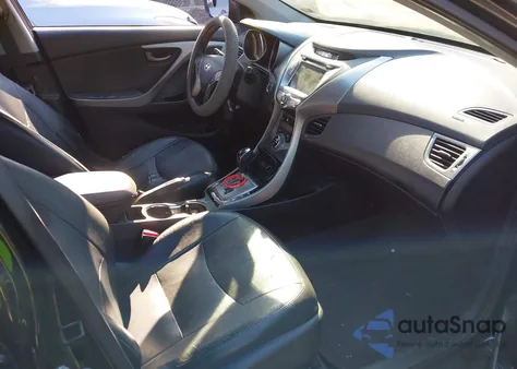 2013 Hyundai Elantra Limited z USA, uszkodzony, nr VIN 5NPDH4AE5DH213935